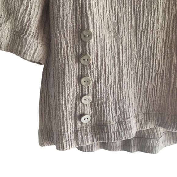 Soft Surrounding Womens Taupe Gauzy Lagenlook Top PL Button Detail Flowy Casual - Picture 5 of 7